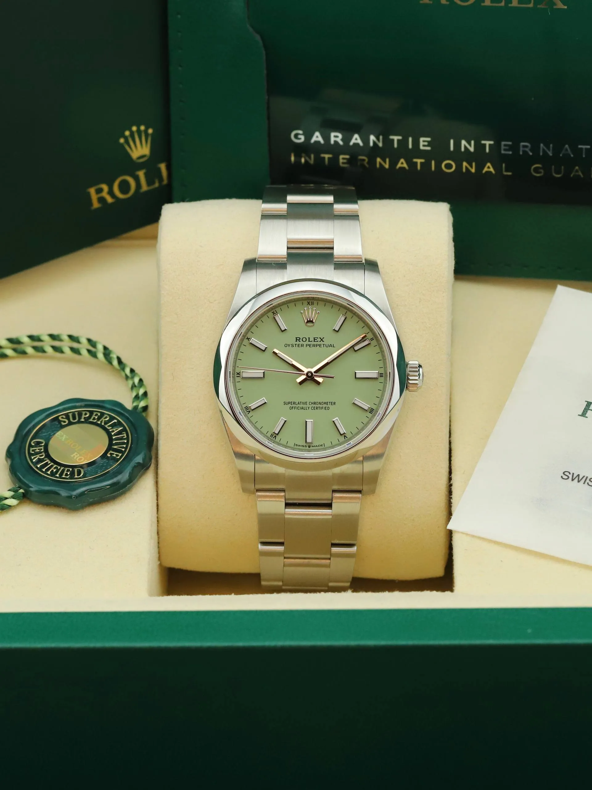 Rolex Oyster Perpetual 124200 Pistacchio foto 2