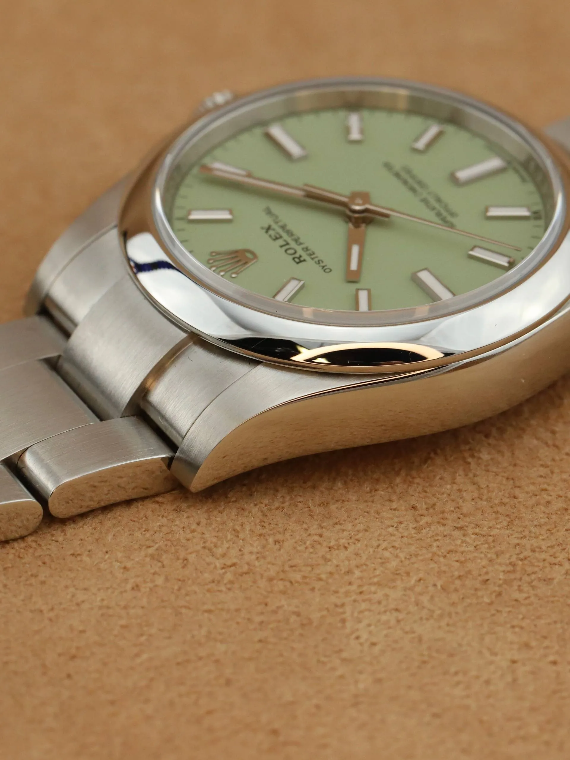 Rolex Oyster Perpetual 124200 Pistacchio foto 6